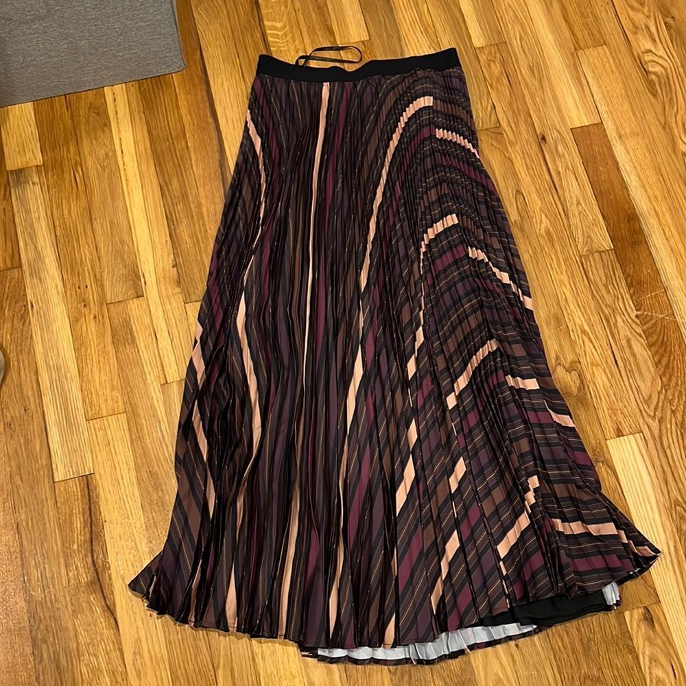 Paper parachute pleated long skirt M/L